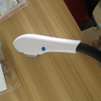 探秘家用E光美容机 如何选择优质产品与厂家